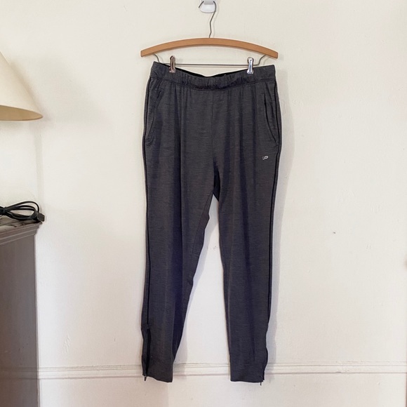 Unipro Quick Dry Joggers